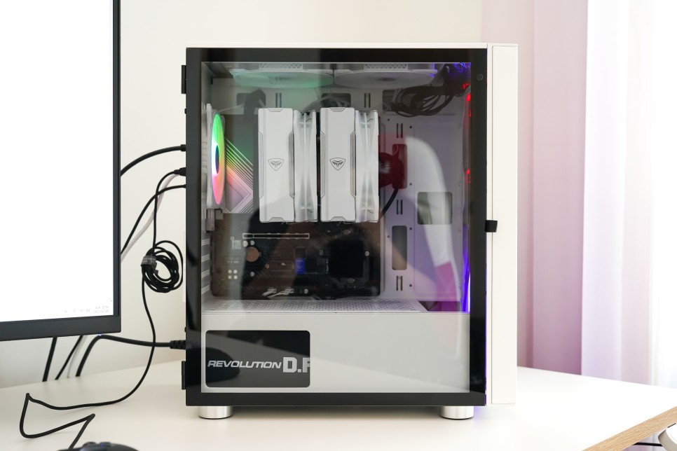 화이트 PC 케이스 컴퓨터 본체 조립 부품 PCCOOLER 시리즈로 깔맞춤 하자!