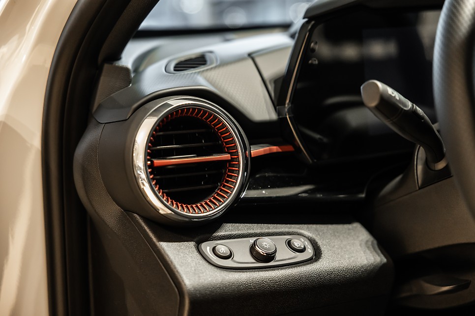 2024 쉐보레 트랙스 크로스오버 리뷰, 올해의 소형 SUV 히트 상품
