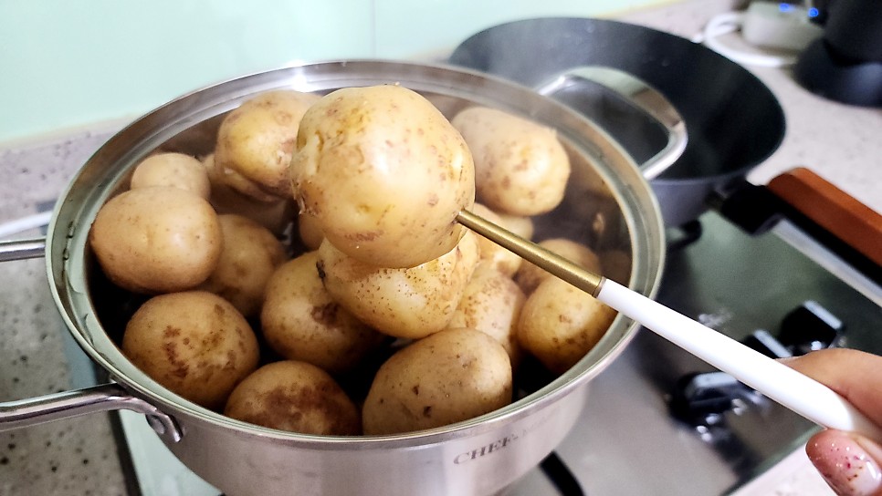 초간단디저트 감자맛탕 감자삶는방법 에어프라이어간식 감자치즈볼 감자요리