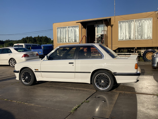 88년식 3만키로 BMW E30 325i 쿠페 멋지네