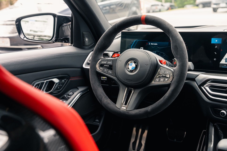 2024 BMW M3 CS 블랙 사파이어