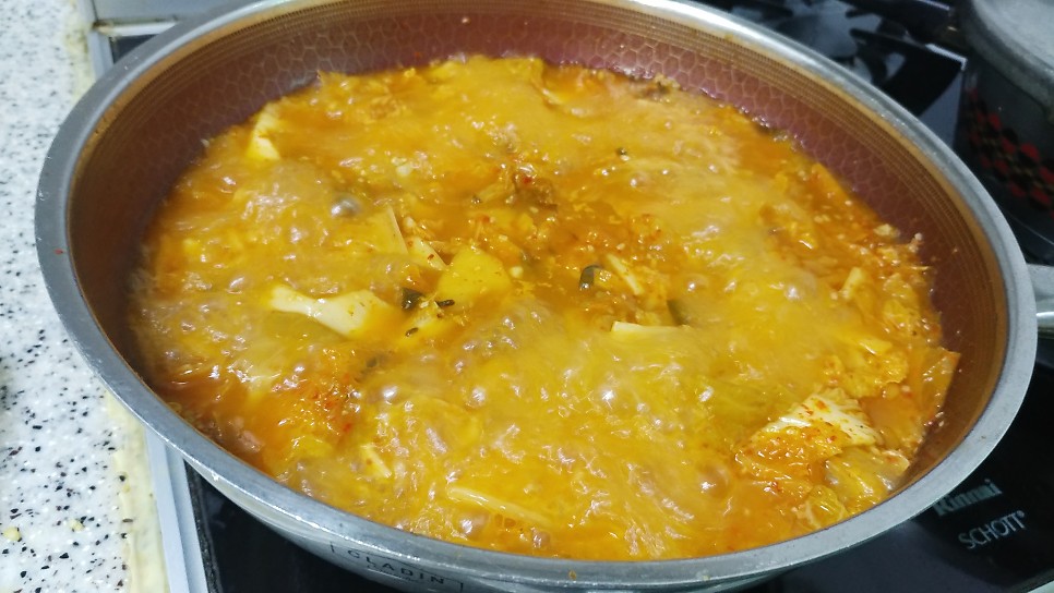 김치청국장찌개 가정식반찬 돼지고기청국장맛있게끓이는법 건강식단 앞다리살요리