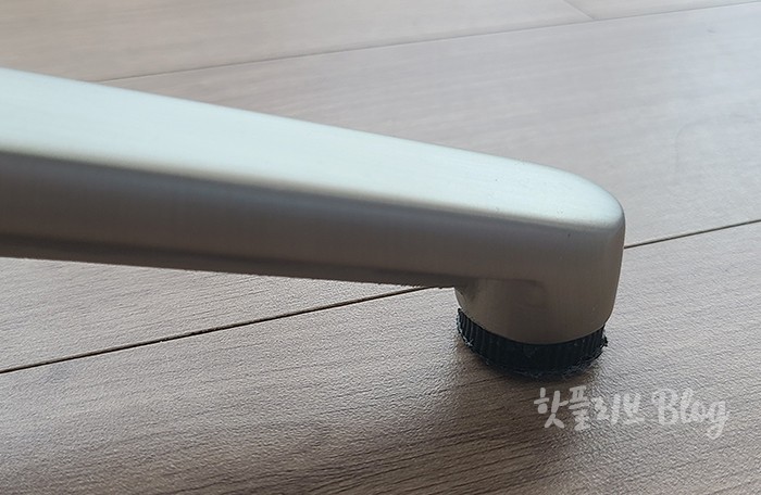 거실 원형테이블 4인용식탁 탄스 미드센츄리모던 스타일