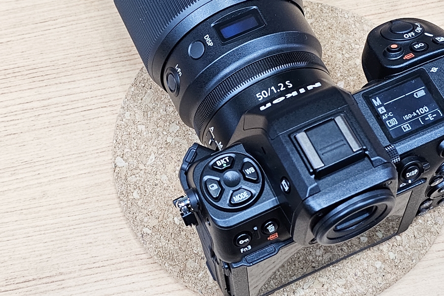 니콘 풀프레임 미러리스 카메라 Z8 디자인 및 스펙 위주로 살펴보기