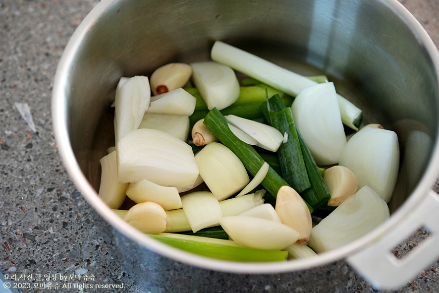 콜라 수육 맛있게 삶는법 간단 돼지고기 아롱사태 수육 돼지수육 삶는법 삶는시간 삶기 보쌈 삶는법