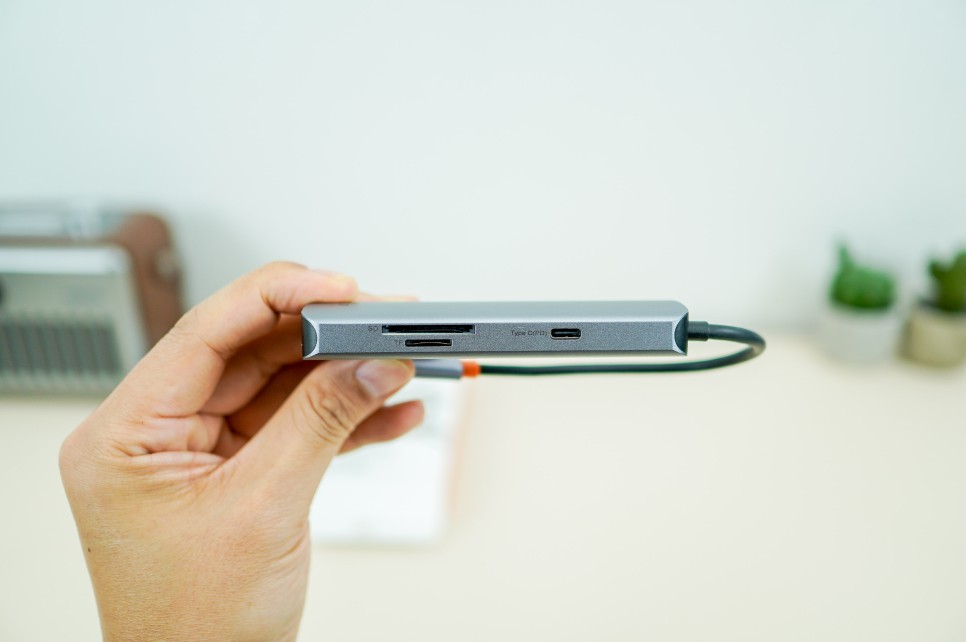 아이패드 맥북 USB 허브 마이크로 SD 카드 리더기 포함 6in1 C타입 멀티허브 601