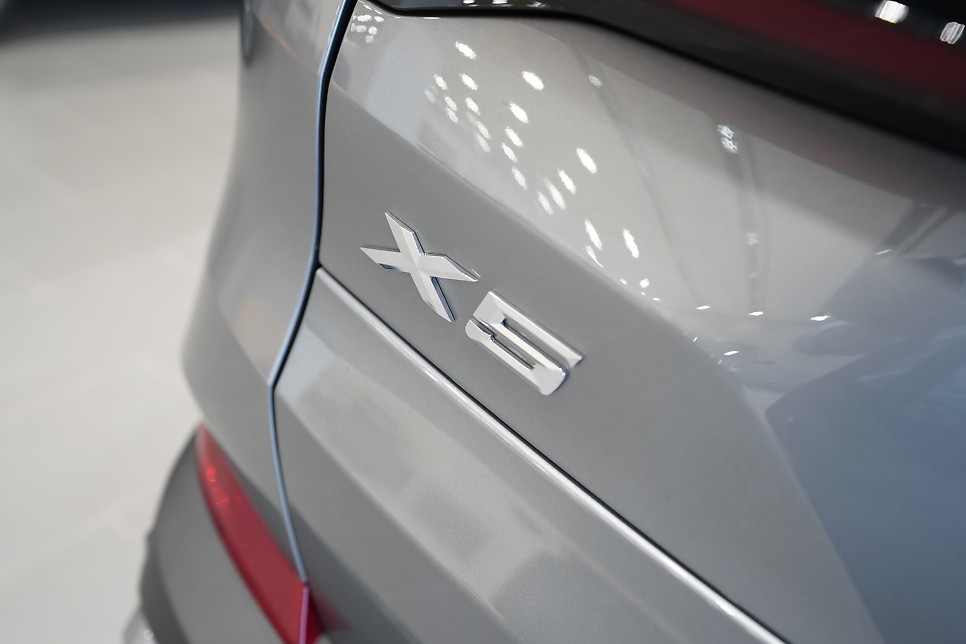 2024 BMW X5 리뷰, 실내 디자인 및 가격, 7인승 트렁크 공간
