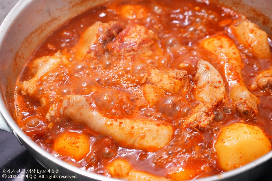 매운 닭볶음탕 레시피 맛보장 국물 닭도리탕 황금 레시피 만드는법 닭볶음탕 양념