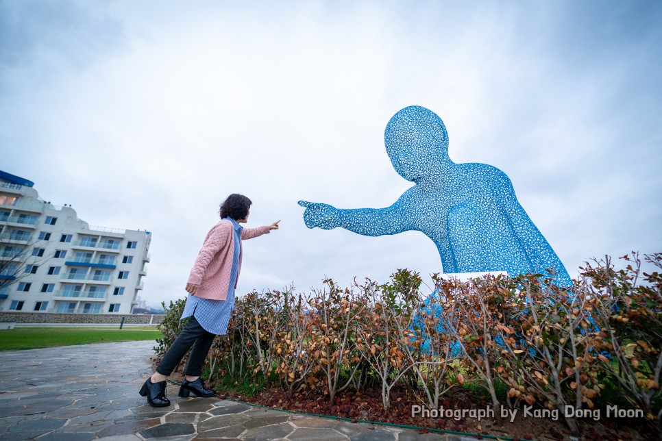 강원도 삼척 가볼만한곳 여행 코스 관광지 볼거리 쏠비치 리조트 호텔 숙소 추암 촛대바위