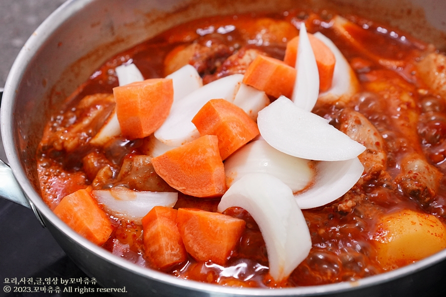 매운 닭볶음탕 레시피 맛보장 국물 닭도리탕 황금 레시피 만드는법 닭볶음탕 양념