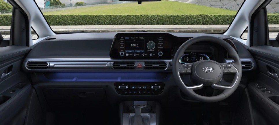 한국에는 안 팔 현대의 새로운 미니밴, 스타게이저 X (팔면 안되나?)