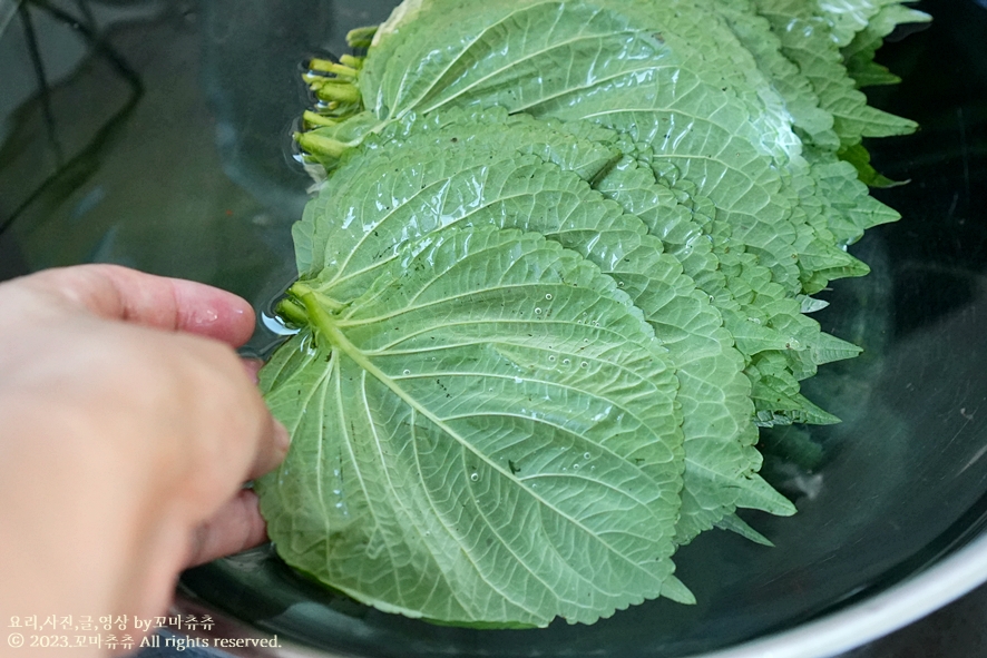 깻잎 양념장 끝내주는 멸치 깻잎찜 만드는 법 깻잎조림 양념장 레시피 깻잎 요리 반찬