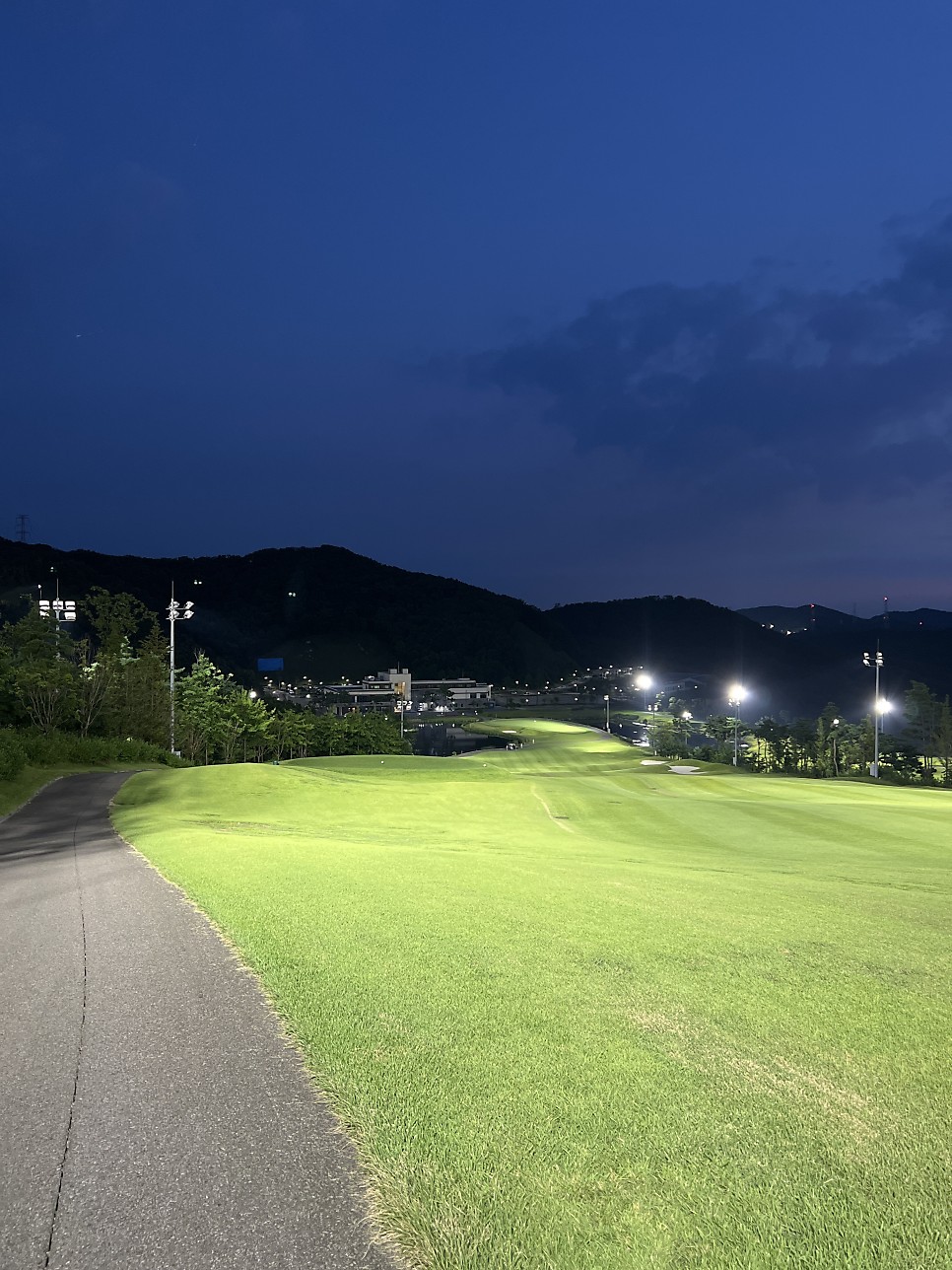 수도권에서 야간 조명 밝은 경기도 퍼블릭 골프장 루나힐스안성cc