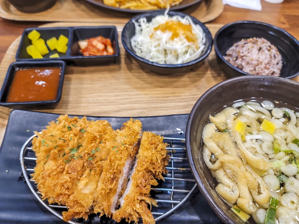 [체크인챌린지] 울산 북구 진장동 맛집 차차돈까스 후기