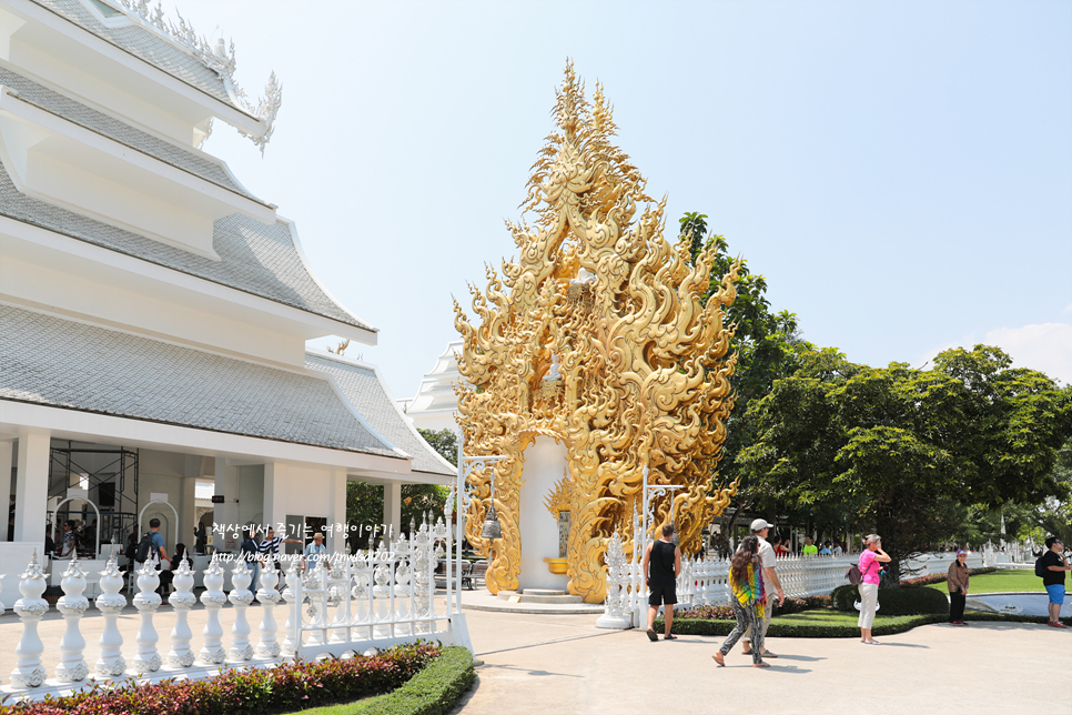 태국 여행 치앙라이 가볼만한곳 백색사원 왓롱쿤 (화이트템플)