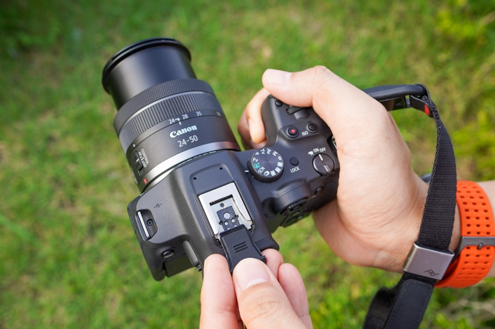 크롭바디 브이로그 카메라 추천 캐논 EOS R7 미러리스 카메라 4K 동영상 퀄리티는