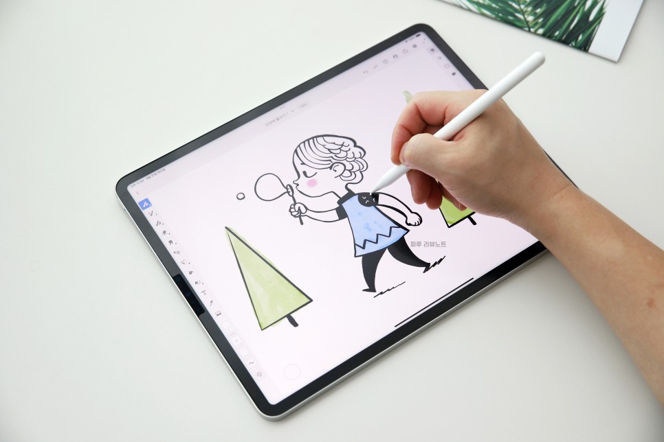 아이패드 프로 6세대 12.9 최신형 태블릿 추천, 노트북 대신 쓸만할까?