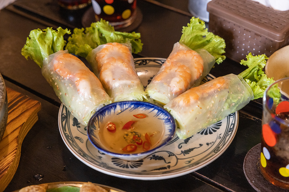 베트남 호이안 올드타운 맛집 벱냐 로컬 식당 뚝배기 쌀국수