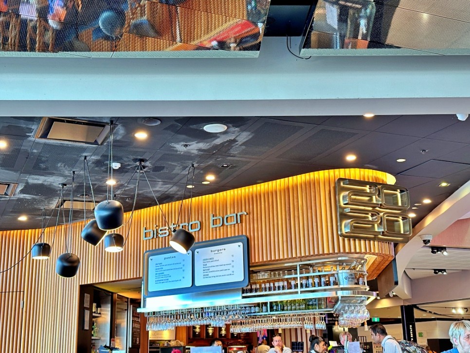 호주 시드니 공항 국내선 pp카드 라운지 식당으로 대체 이용 가능