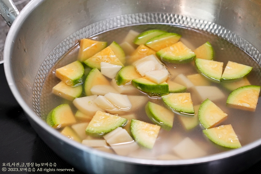 호박 된장찌개 맛있게 끓이는법 감자 된장찌개 레시피 재료 꽃게찌개 냉동 꽃게 된장찌개 만드는 법