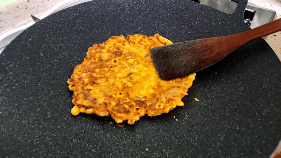 콘옥수수전 집에서 술안주 김치전반죽 옥수수 김치전 레시피 묵은김치요리