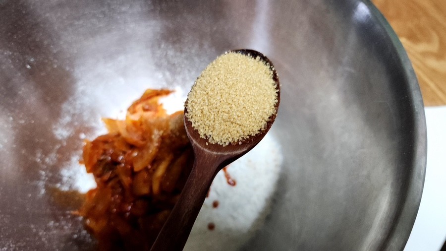 콘옥수수전 집에서 술안주 김치전반죽 옥수수 김치전 레시피 묵은김치요리