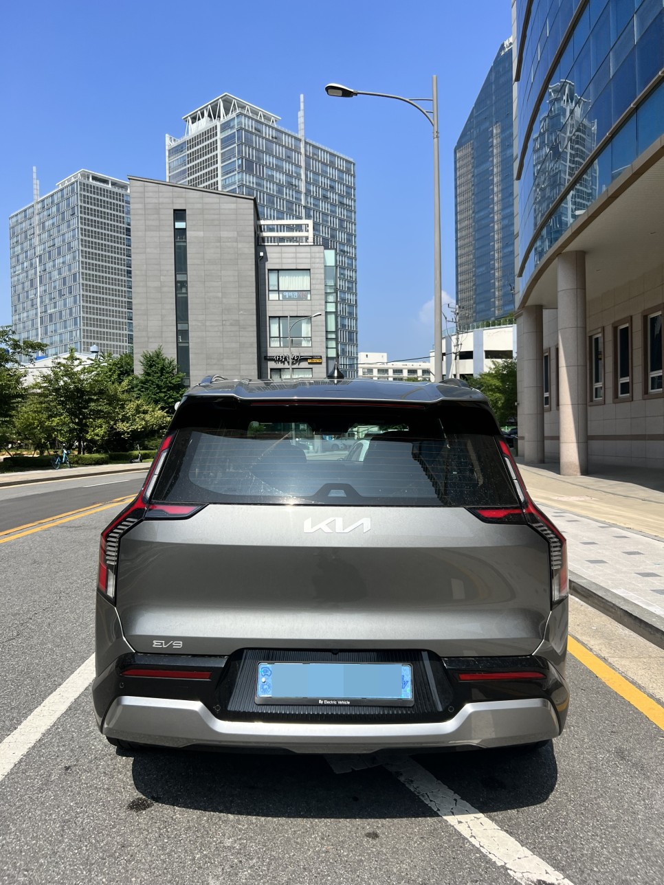 2024 EV9 제원 오너평가 정보 '지금부터가 구매 적기' 판매량 모의견적 포토