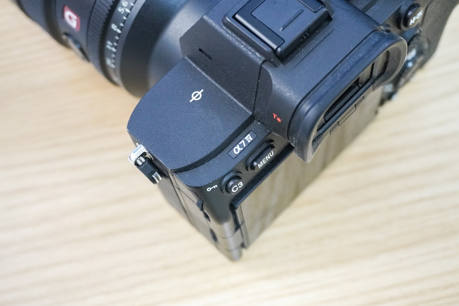 소니 A7M4 풀프레임 미러리스 카메라 4K 60p, 광각렌즈 FE 14mm F1.8 GM 후기