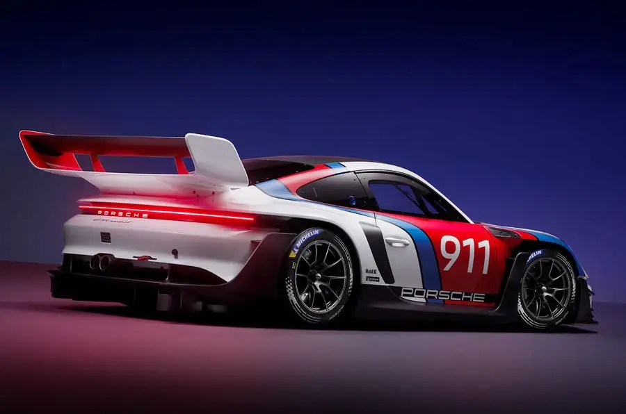포르쉐 911 GT3 R 렌스포츠, 역사상 가장 강력한 트랙 전용 차량으로 출시