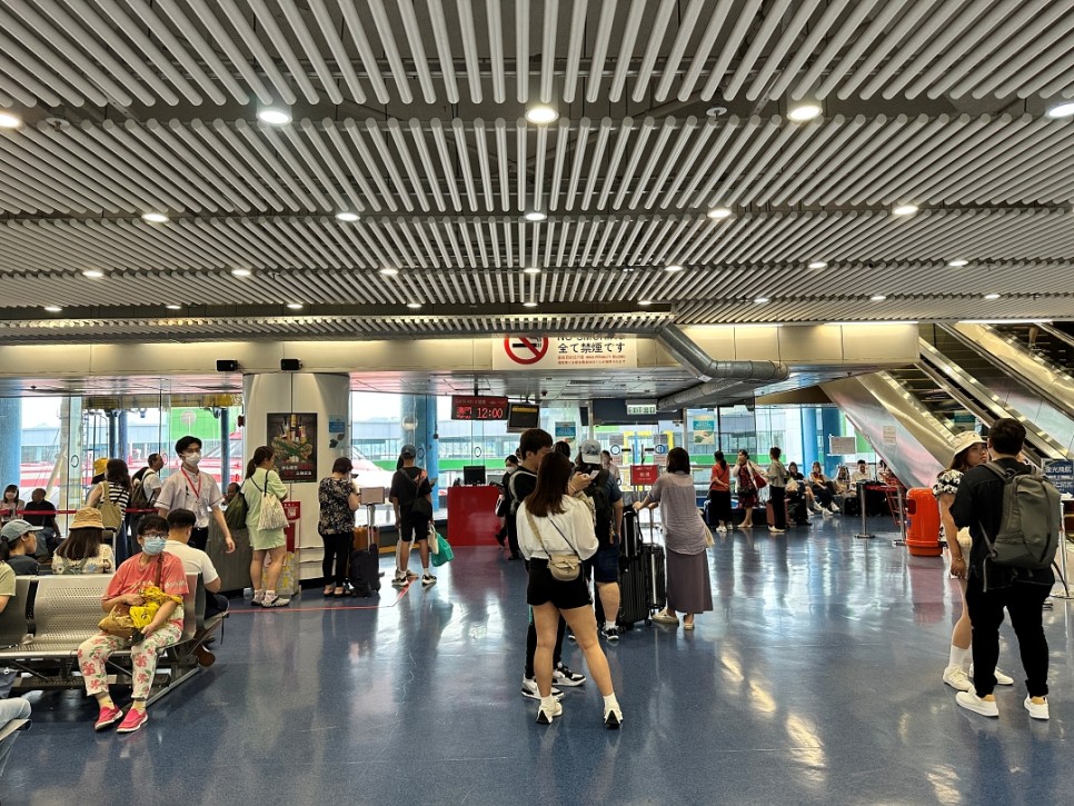 홍콩 자유여행 호텔 추천 마카오 페리터미널 근처 가성비 숙소 이비스 센트럴 셩완 항구 전망룸, 조식