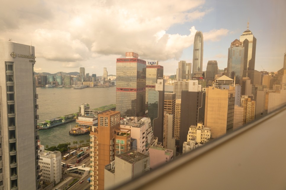 홍콩 자유여행 호텔 추천 마카오 페리터미널 근처 가성비 숙소 이비스 센트럴 셩완 항구 전망룸, 조식