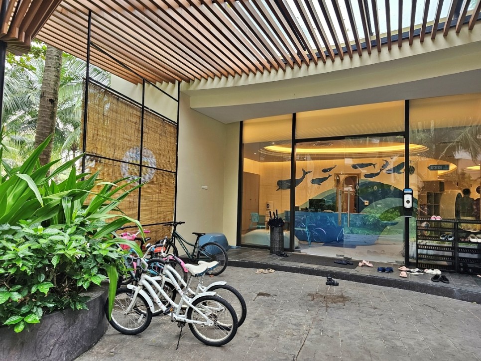 베트남 푸꾸옥 호텔 인터컨티넨탈 리조트 20% 할인 공항 근처 숙소 추천 클래식 오션뷰룸 잉크바 후기