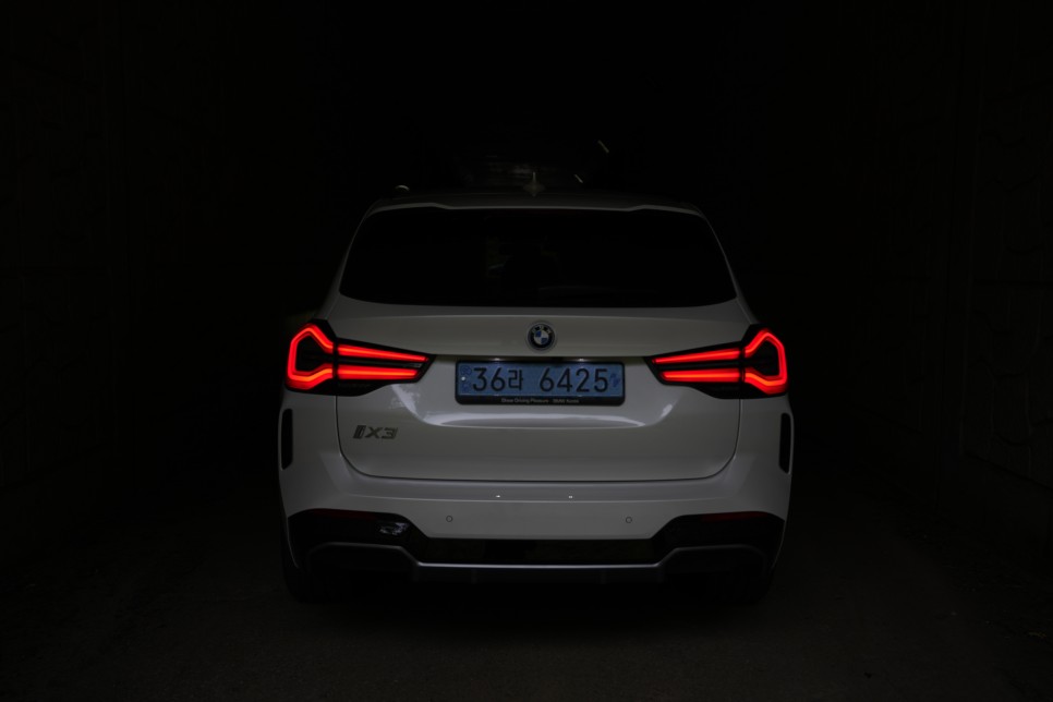 2023 BMW iX3 시승기, 전기차 보조금 및 할인 프로모션 확인해보세요