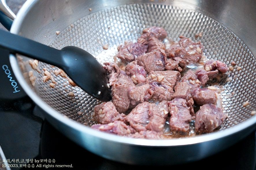 소고기미역국 맛있게 끓이는법 미역국 끓이는 방법 끓이기 소고기 미역국 레시피 고기 재료