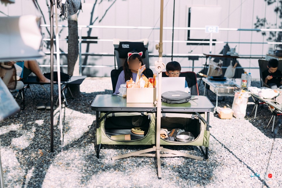 캠크루 캠핑 화로대, 트랜스폼 &amp; 접이식 테이블과 보낸 가을