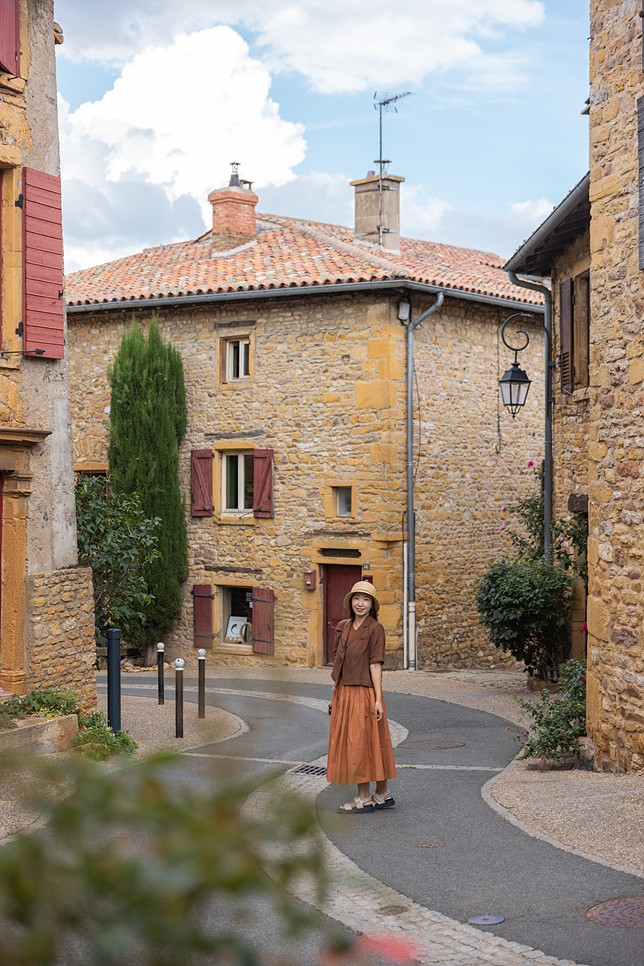 프랑스 보졸레 가장 아름다운 중세시대 우앙(Oingt)마을 산책