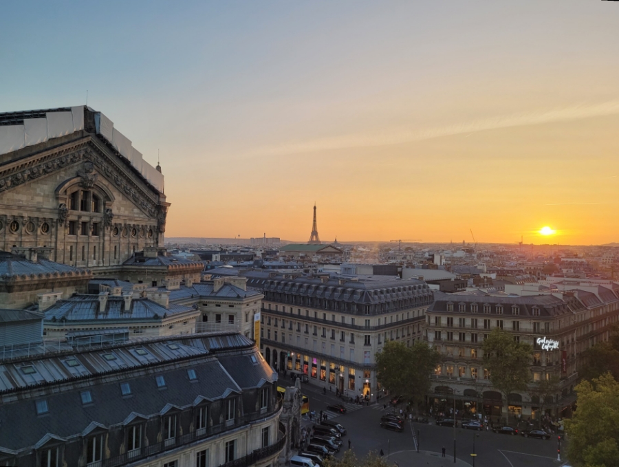 프랑스 파리 한인민박 개인실 에펠탑 도보 30분