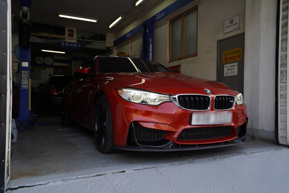 BMW M3 에어컨 필터 교체 자동차 냄새나거나 냉매 가스 충전이 안되서 안 시원할까?