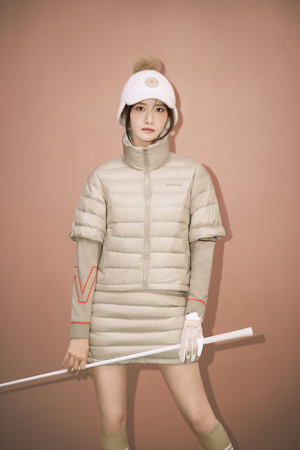 와이드앵글 23FW 여성골프웨어 윤아 겨울 골프웨어 패션