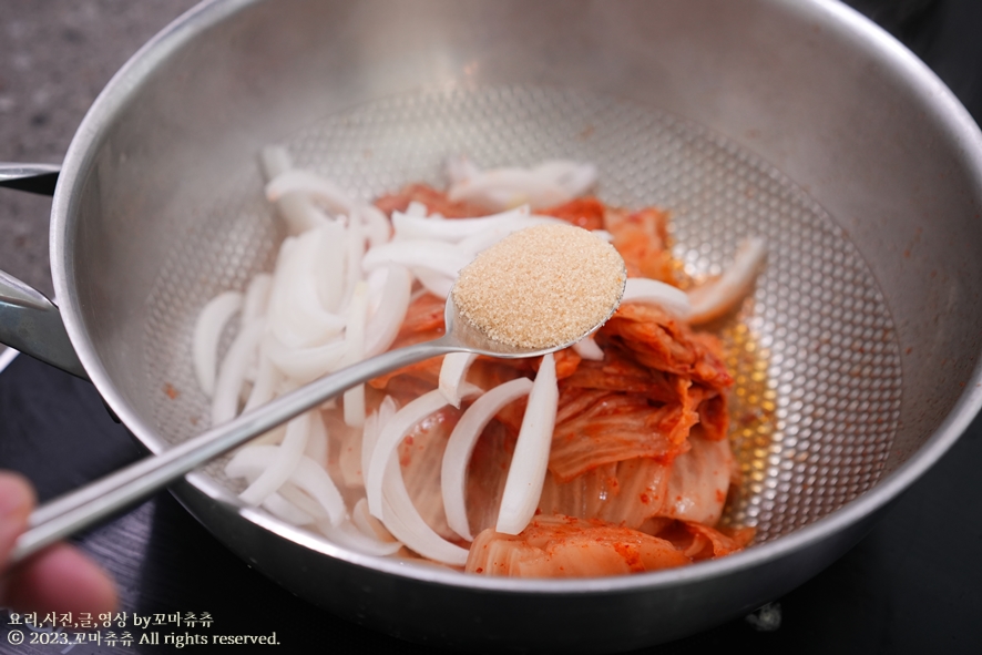 참치 김치찌개 맛있게 끓이는법 묵은지 김치찌개 레시피 요리 김치참치찌개 재료