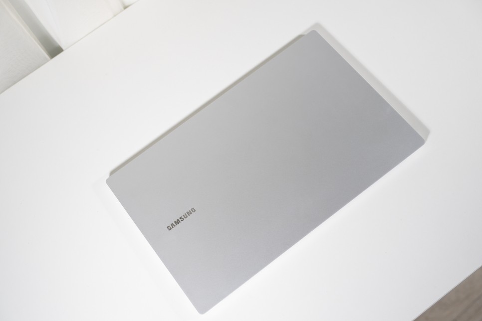 가벼운 대학생노트북 추천 제품 인텔 13세대 갤럭시북2 프로 S.E NT950XFG-K71A 특징은?