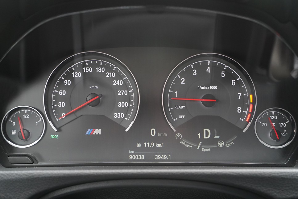 BMW M3 엔진오일 교환주기에 맞춰 리스타로 교체했습니다. (종류/점도/시기/비용/색깔)