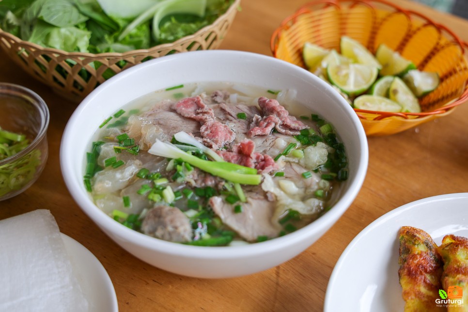 베트남 음식 종류 다낭 반세오 분짜 다낭 쌀국수 맛집