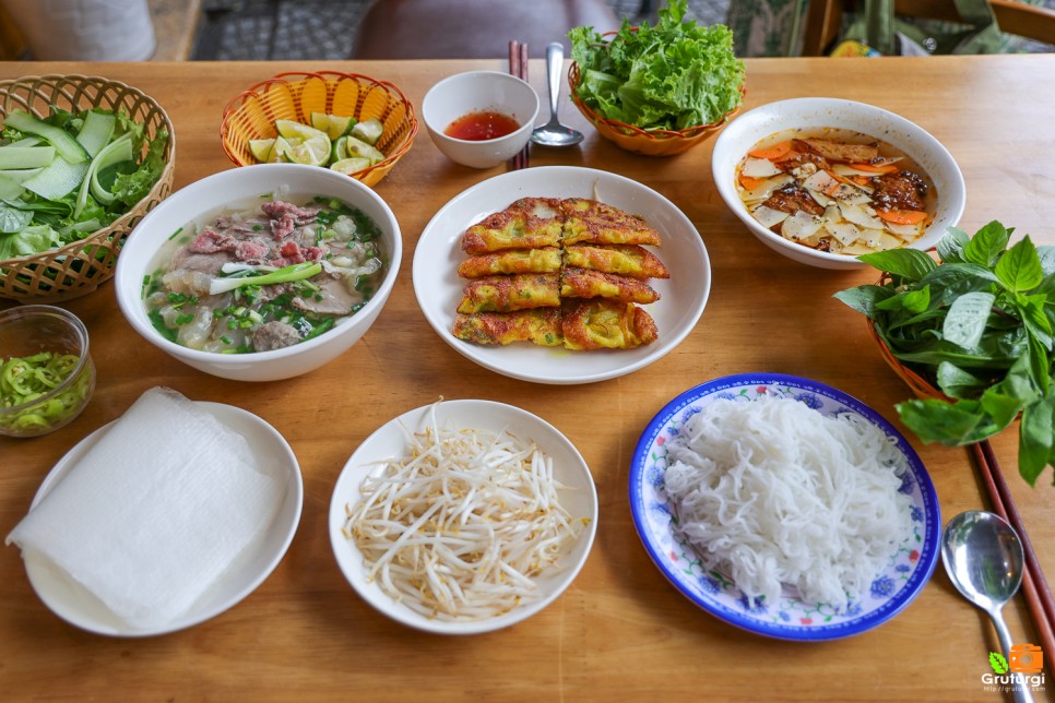 베트남 음식 종류 다낭 반세오 분짜 다낭 쌀국수 맛집