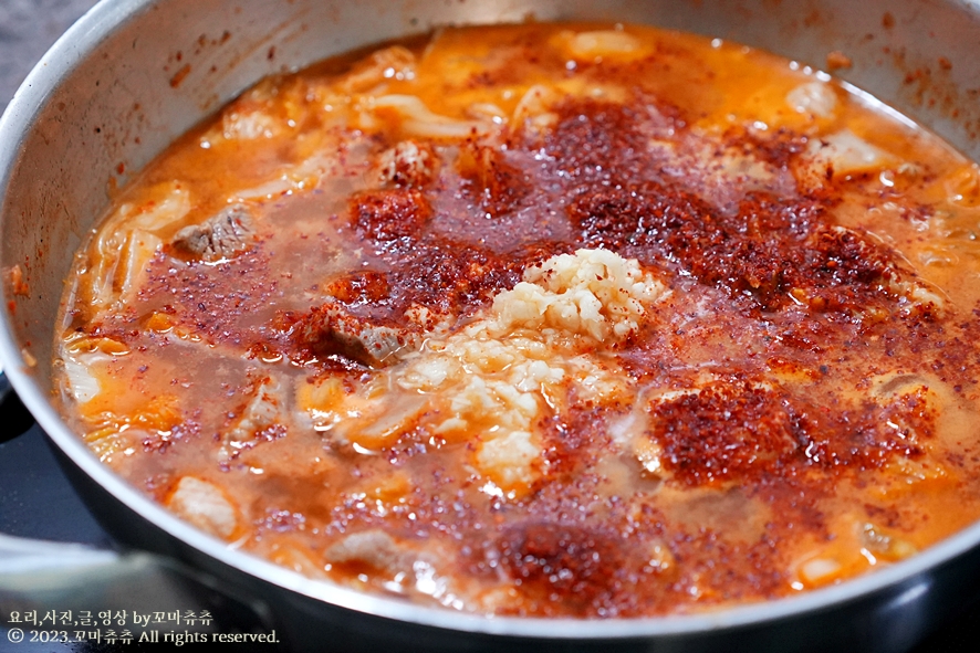 돼지고기 김치찌개 맛있게 끓이는법 맛보장 삼겹살 김치찌개 레시피 재료 오늘 저녁메뉴 추천