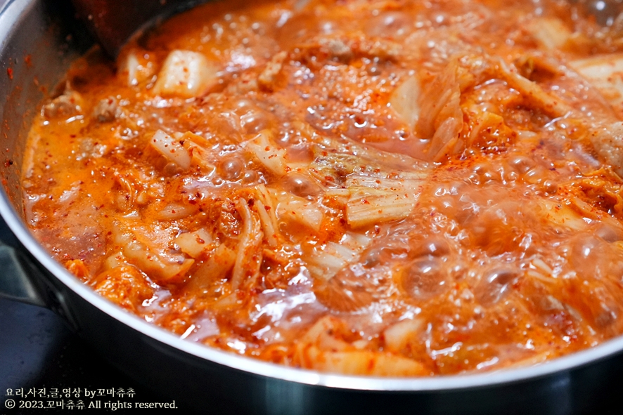 돼지고기 김치찌개 맛있게 끓이는법 맛보장 삼겹살 김치찌개 레시피 재료 오늘 저녁메뉴 추천