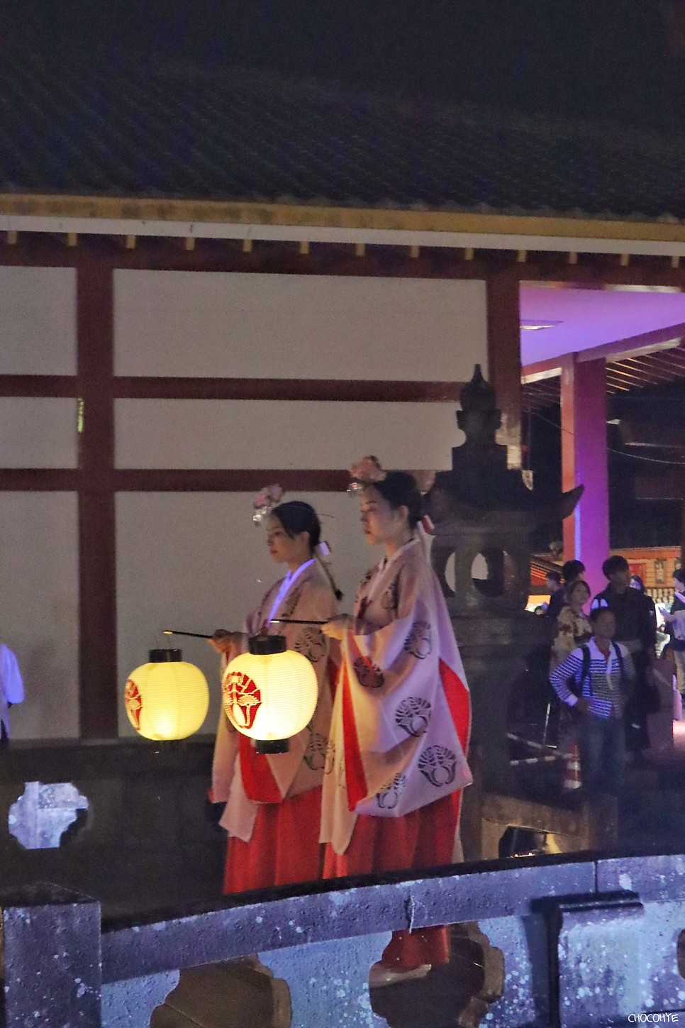 일본 큐슈 가볼만한곳 사가현 유토쿠 이나리 신사 가는법 뚜벅이 야간개장 Night walk 후기