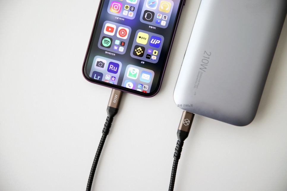 100W USB c to c 타입 고속 충전 케이블 모니터 아이폰 미러링 연결까지 가능!