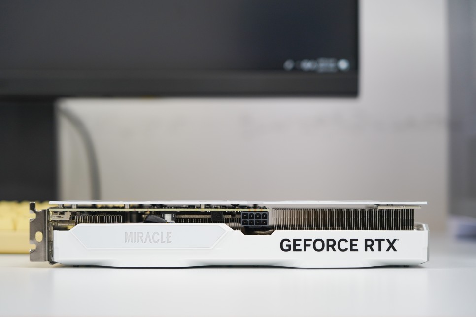 이엠텍 엔비디아 지포스 RTX4060Ti MIRACLE WHITE D6 8GB GPU 성능 후기, 컴퓨터 외장 그래픽카드 추천!