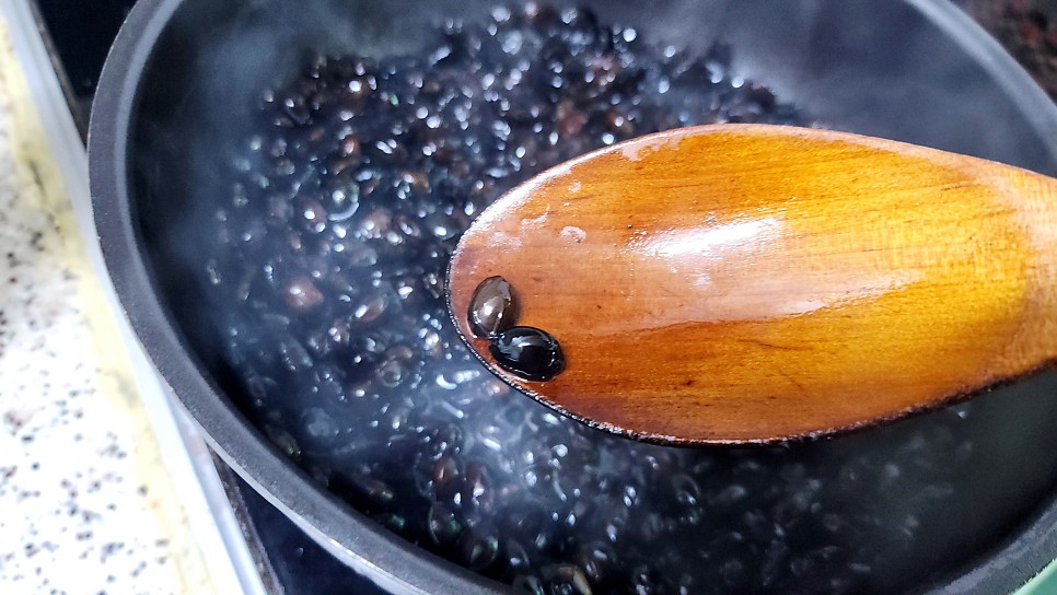 아이들반찬 검은 콩요리 서리태 콩자반 맛있게 만드는법 콩장조림 콩장만들기